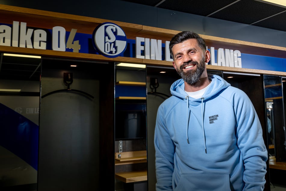 Der Österreicher soll die Knappen zurück in die Bundesliga führen.