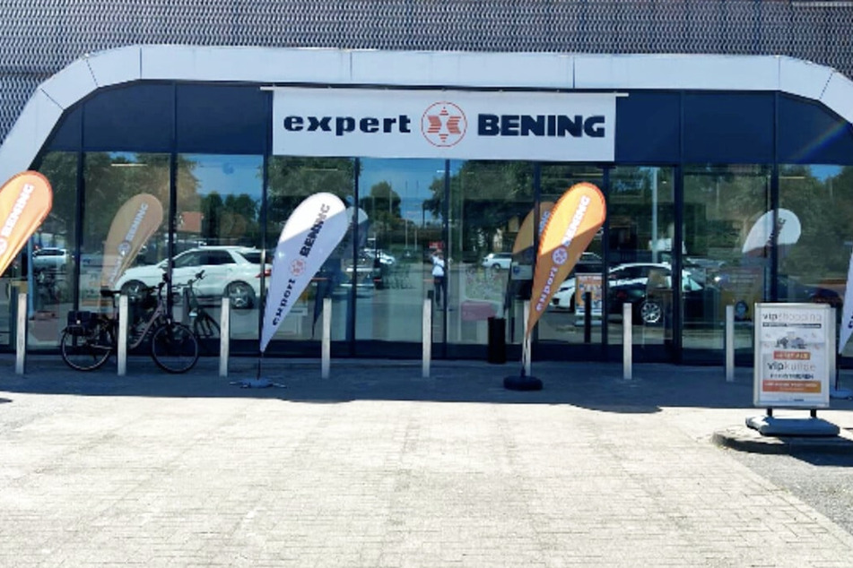 Expert Cloppenburg: expert Bening, Cappelner Straße 4.