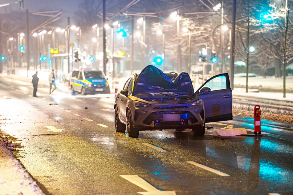 Ob Glätte bei der tödlichen Kollision in Frankfurt-Bornheim eine Rolle gespielt hat, wird ebenso von der Polizei untersucht wie die Ampelschaltung zum Unfallzeitpunkt.