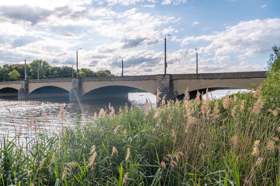 Die Zeppelinbrücke im Leipziger Zentrum-West hat eine Sanierung dringend nötig.