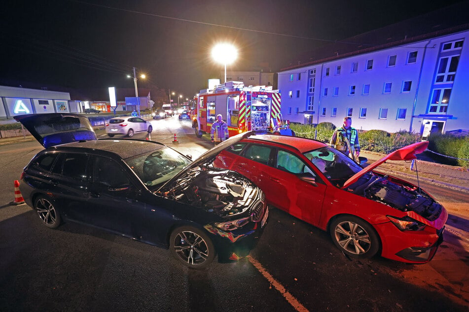 In Hohenstein-Ernstthal sind am Donnerstagmorgen ein BMW und ein Seat zusammengestoßen.
