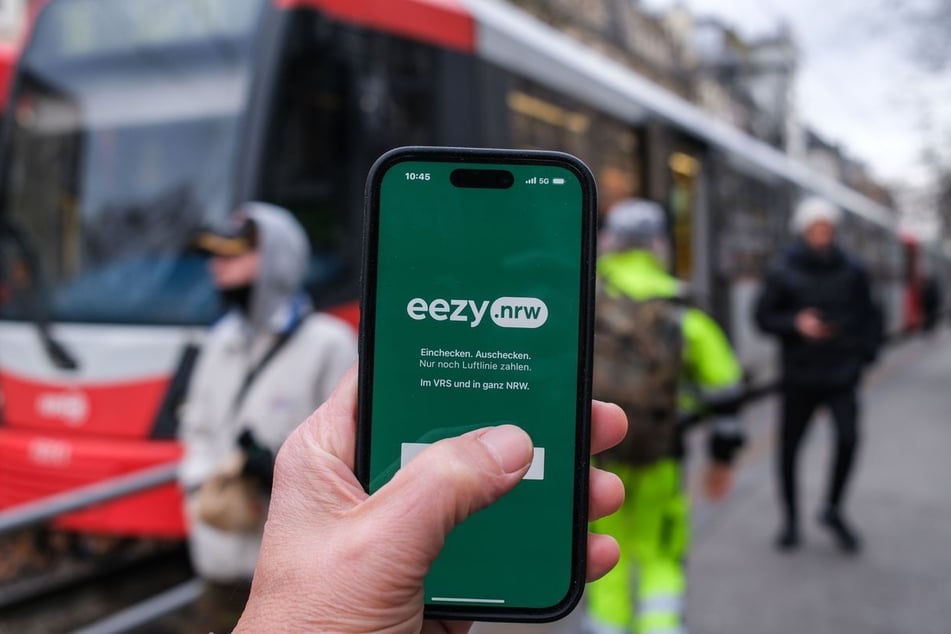 Auch Kinder und Jugendliche können in NRW den günstigen Eezy-Tarif für Bus und Bahn nutzen. (Symbolfoto)