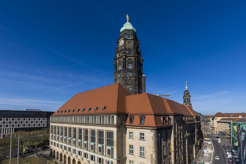 Die Stadtverwaltung kann jetzt wieder mehr Geld ausgeben, muss aber schon das nächste Millionenloch stopfen.