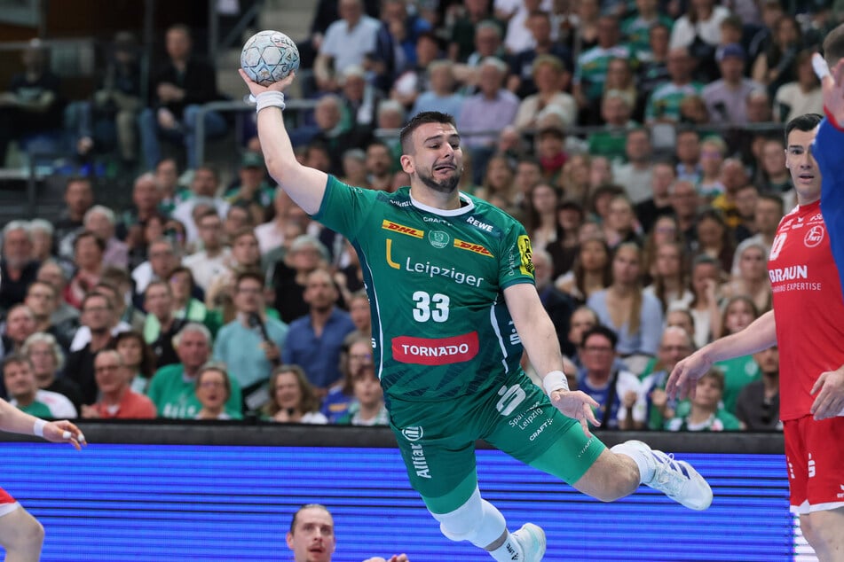 Hält Leipzig auch in der 2. Liga die Treue: Kreisläufer Luka Rogan (22). Auch Matej Klima (27) und Blaer Hinriksson (24) spielen in der nächsten Saison weiterhin für die Grün-Weißen.