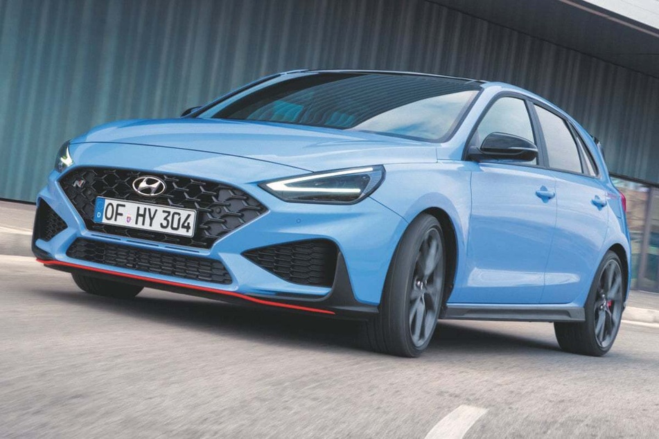 Hyundai i30 N (Hyundai i30 N Performance 2.0 T-GDI 206 kW (280 PS), 6-Gang-Schaltgetriebe: Energieverbrauch kombiniert: 8 l/100 km; CO₂-Emissionen kombiniert: 182 g/km; CO₂-Klasse: G.)