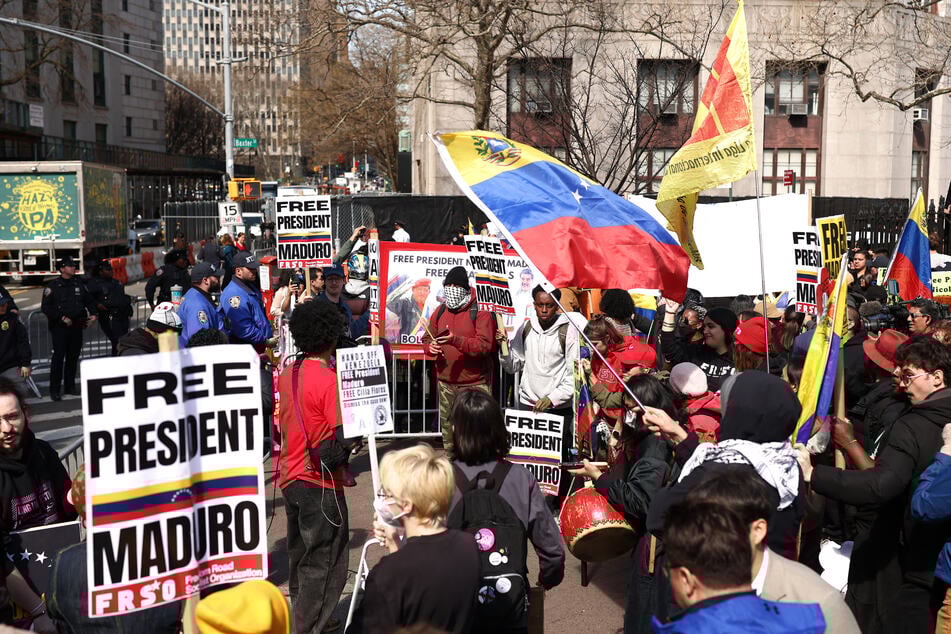 Protesters clashed outside of the New York courtroom as Maduro's hearing was underway.