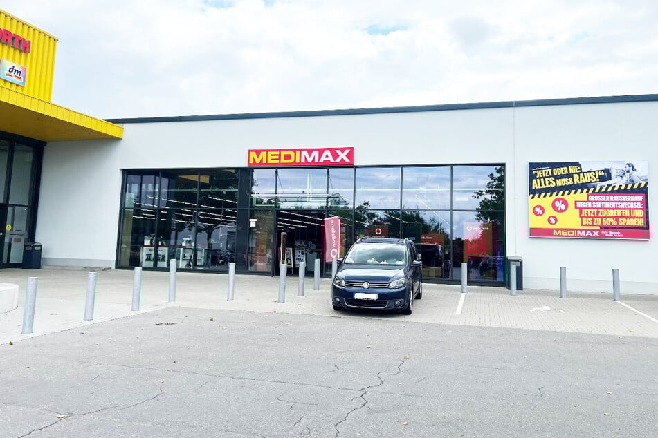 Der MEDIMAX Markt in Dortmund befindet sich im Aplerbeck-Center (Schleefstraße 15).