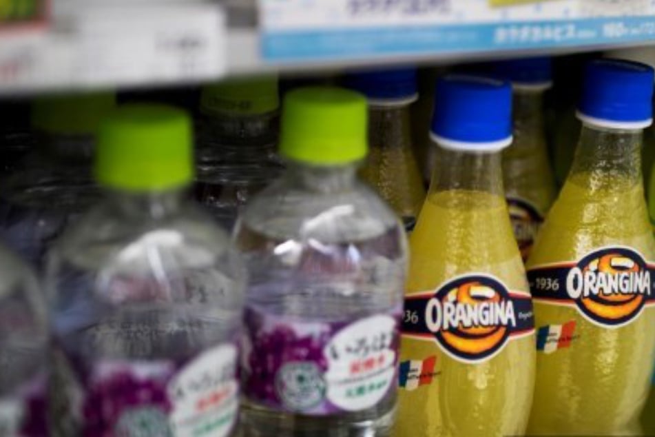 Plastikteilchen in den Flaschen: Getränkehersteller ruft Orangina-Limonaden zurück!