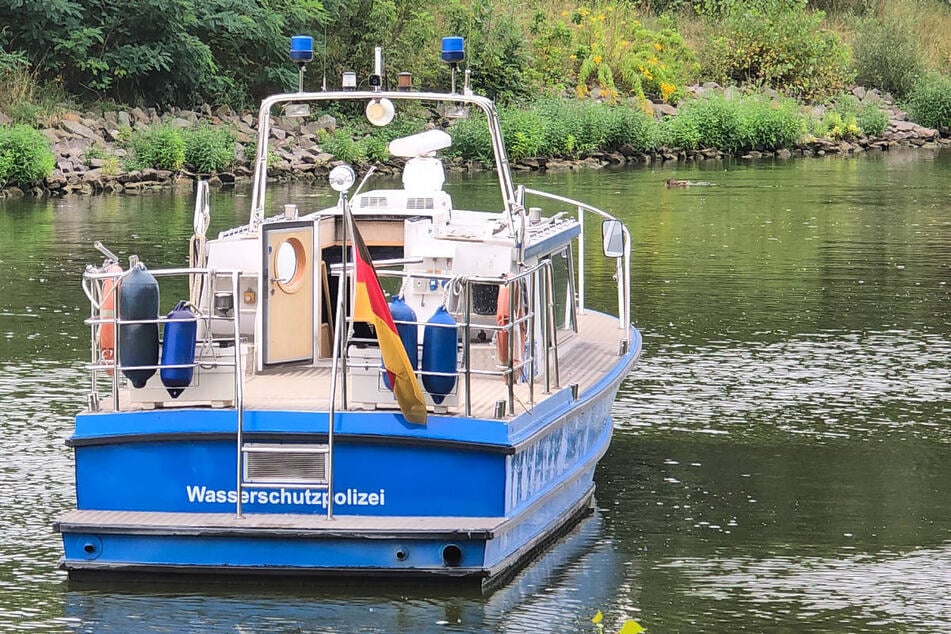 Die Wasserschutzpolizei hat am vergangenen Mittwoch einen Kopf aus dem Silokanal geborgen. (Archivfoto)