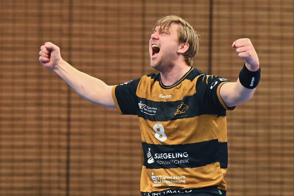 Zum Mann des Spiels stieg Viktor Petersen Norberg (26) mit seinen vier Toren und sieben Assists auf.