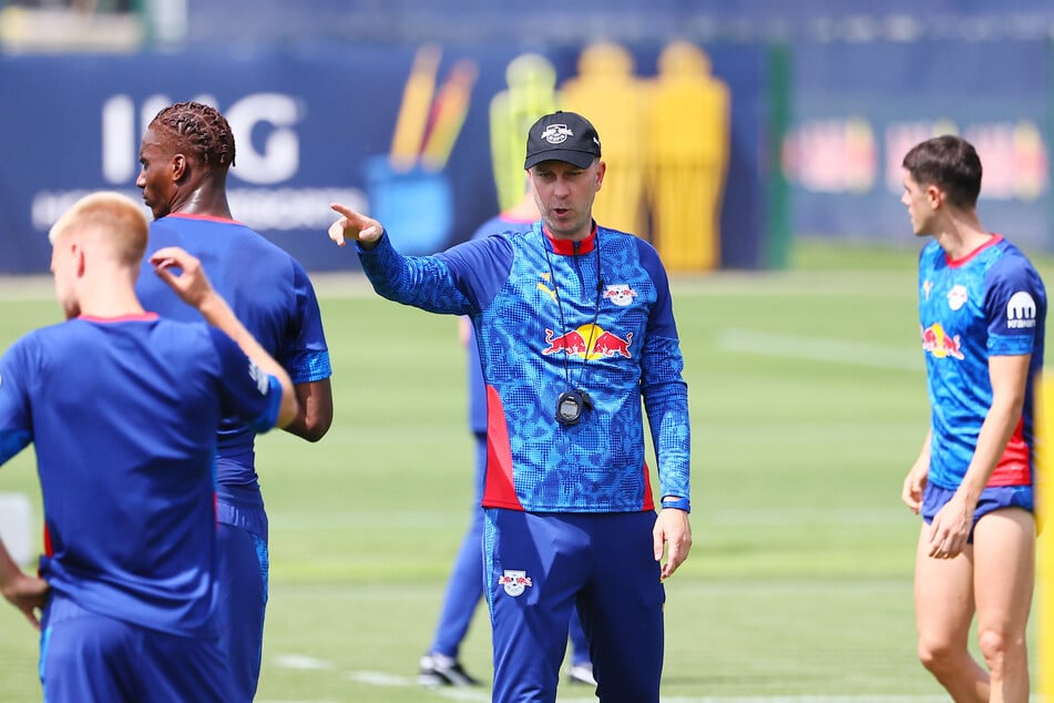 Legte gleich richtig gut los: Ole Werner (37) beim ersten Training mit RB Leipzig.