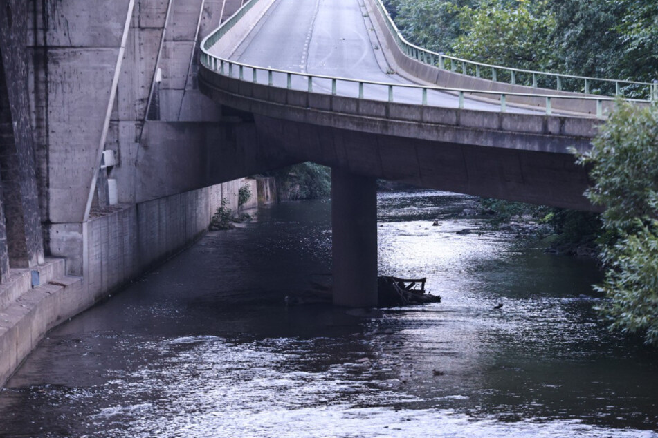 In diesem Fluss wurde die Leiche des mutmaßlichen Alkoholikers entdeckt.