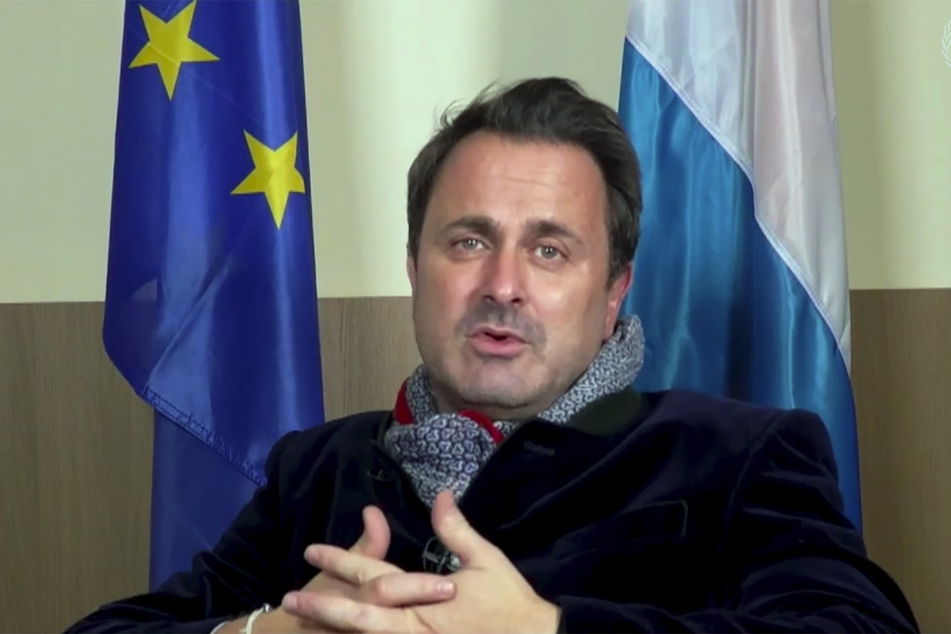Luxemburgs Premierminister Xavier Bettel hat sich, nach dem er Kontakt mit Frankreichs Präsident Emmanuel Macron hatte, in Quarantäne begeben.