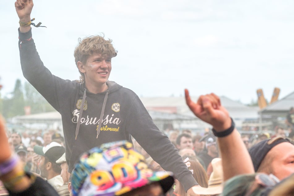 Mit Auftritten von unter anderem K.I.Z., Clueso und The Kooks ging am Sonntag das diesjährige Highfield zu Ende.