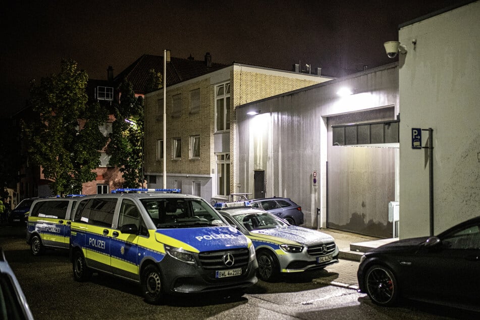 In einer Pforzheimer Abschiebeeinrichtung kam es zu einem größeren Polizeieinsatz.