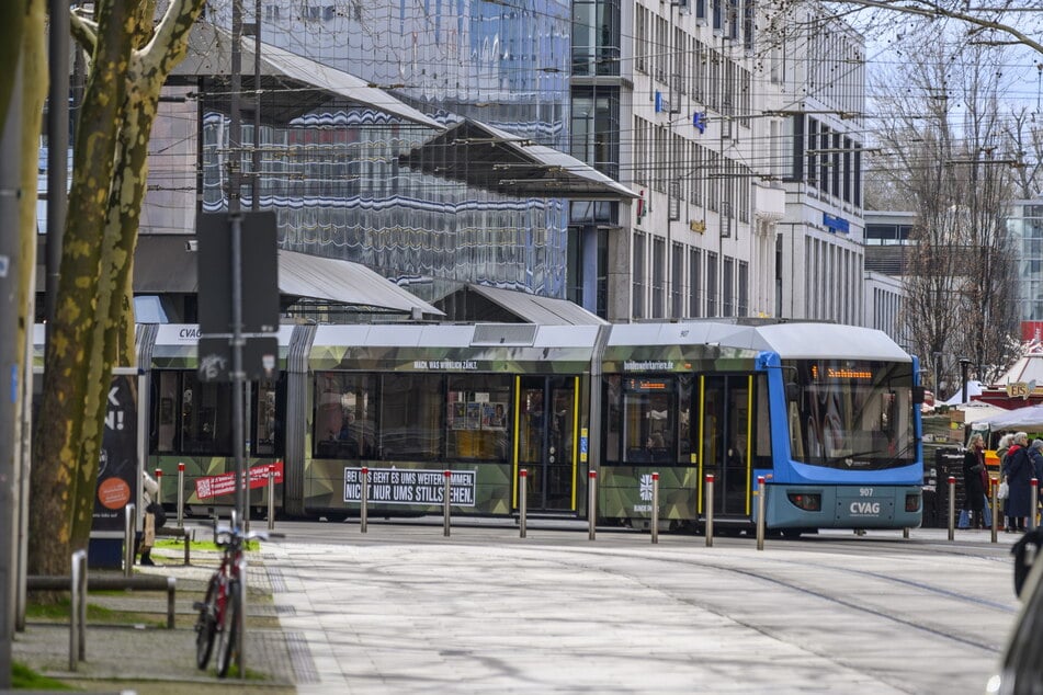 Zum Hutfestival sind in Chemnitz mehr Straßenbahnen und Busse unterwegs.