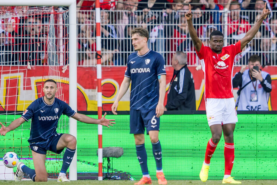 Sein bislang einziger Treffer: Chris Bedia (30, r.) könnte Union wohl doch wieder verlassen.