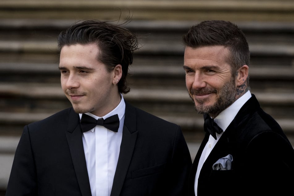 Zwischen Brooklyn Peltz Beckham (26, l.) und seinem Vater David Beckham sind die Fronten verhärtet.