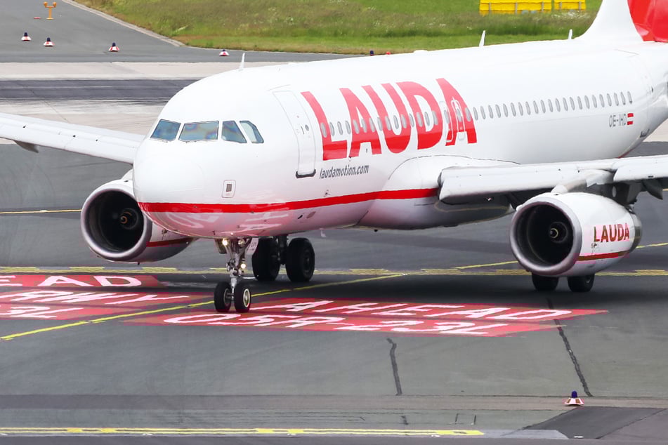 Kurzarbeits-Antrag zu kompliziert: Airline will über 550 Mitarbeiter kündigen!