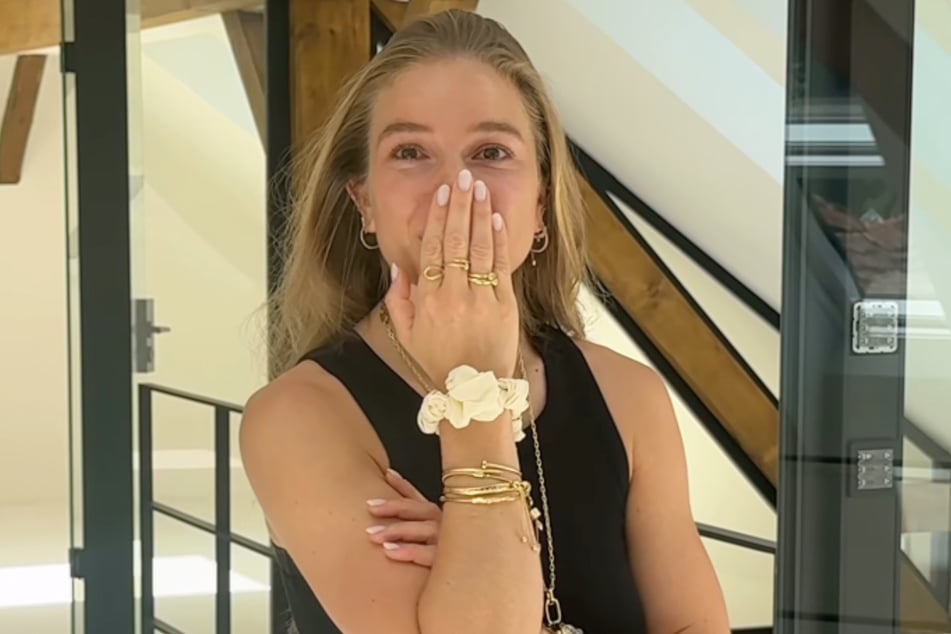 Auf ihren Kanälen sowie im Podcast teilt Lola Weippert (30) Positives und Negatives aus ihrem Privatleben.