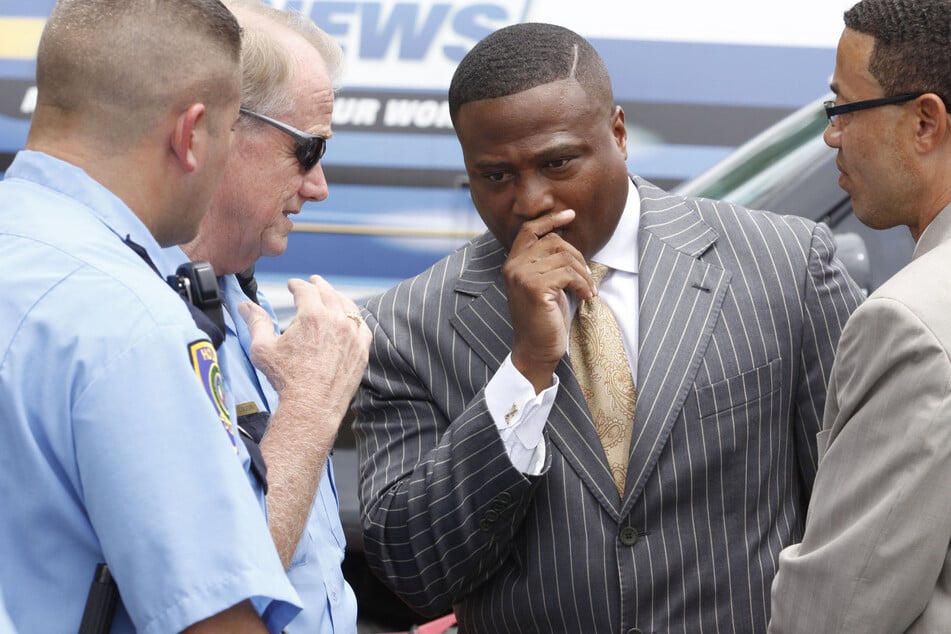 Menschenrechts-Aktivist Quanell X (52, M.) nahm sich des traumatisierten Rudy Farias an.