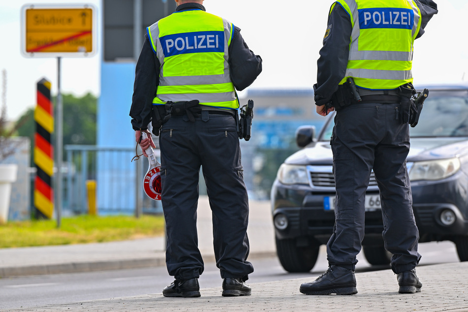 In den Grenzgebieten von Brandenburg und Sachsen werden die Kräfte der Bundespolizei nun aufgestockt.
