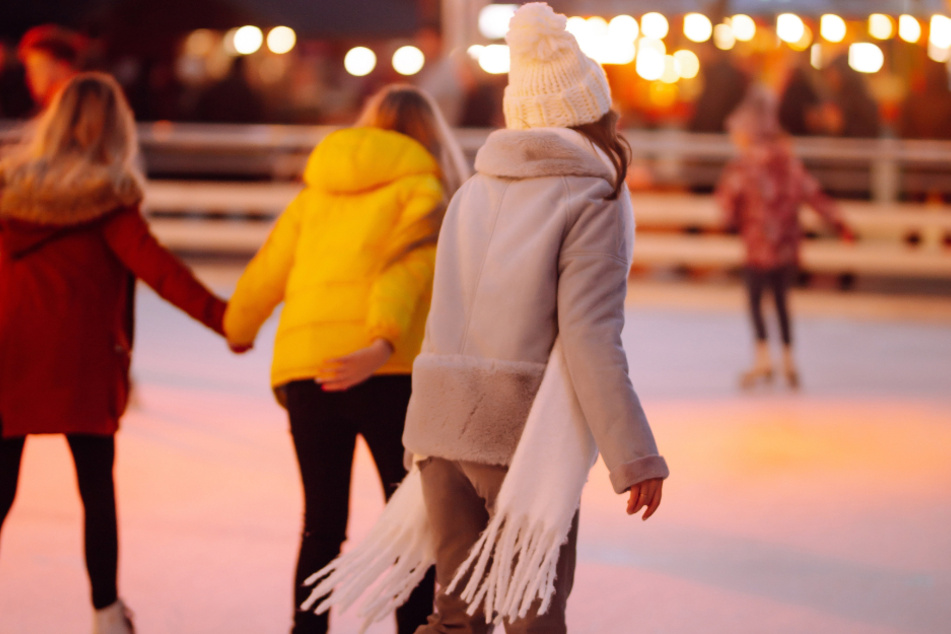 In diesem Jahr verspricht der "Winterlichter"-Markt ein Eislaufvergnügen mit Weihnachts-Feeling.