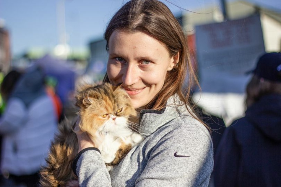 Nicht ohne mein Haustier: Viele aus der Ukraine Geflüchtete bringen ihre Lieblinge mit. An den polnischen Grenzübergängen gibt es Hilfe für Mensch und Tier.