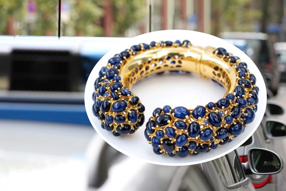 Die Frankfurter Polizei hofft auf Hinweise zur Tat oder zu den gestohlenen Schmuckstücken wie unter anderem diesem gold-blauen Armreif.