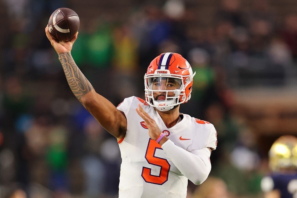 Former Clemson quarterback DJ Uiagalelei officially committed to Oregon State on Saturday after two seasons at Clemson.