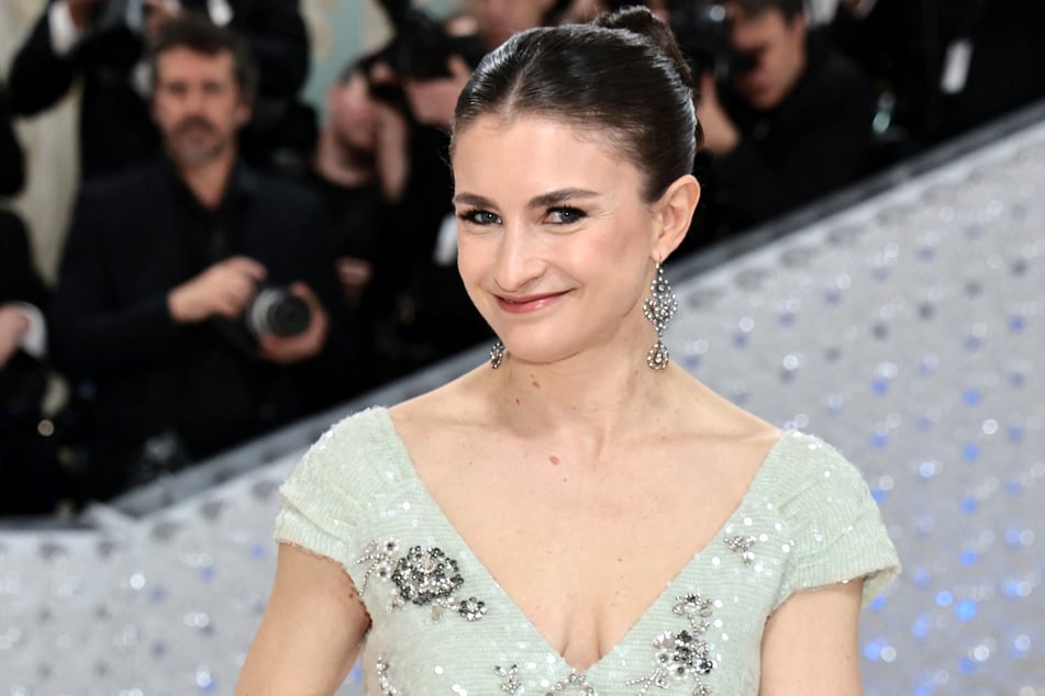 Chloe Malle will take over as the editor of Vogue.