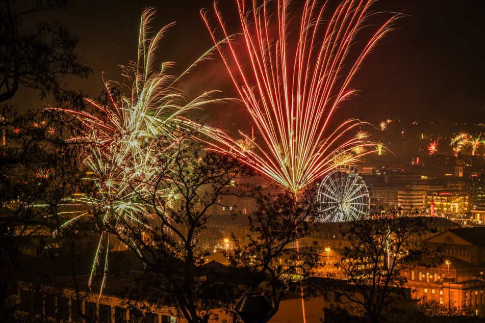 Großes Feuerwerk bekamen Tausende Stuttgarter in der Silvesternacht zu sehen.