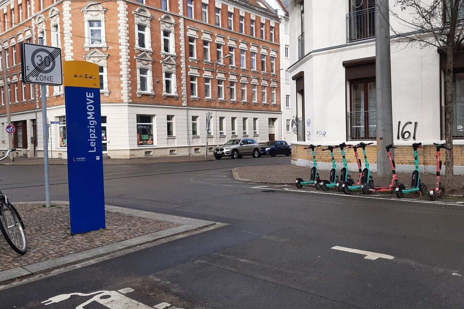 An dieser Stelle in der Weißestraße soll man schon bald auch Lastenräder ausleihen können.