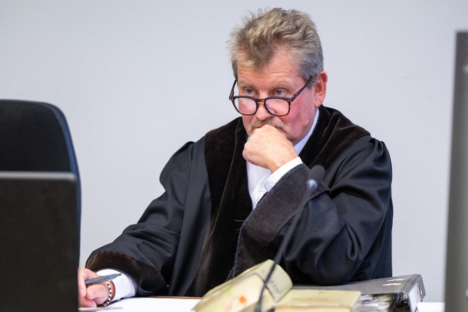 Richter Alexander Fichtl verurteilte die Klimaaktivisten zu Geldstrafen.