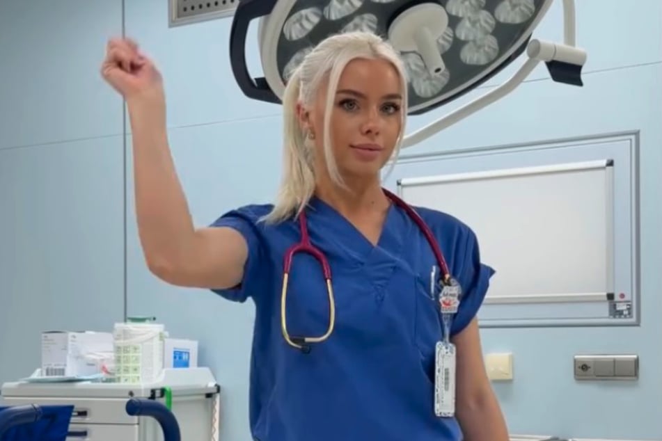 Kim Schiele zeigt auf Instagram, was Pfleger leisten.