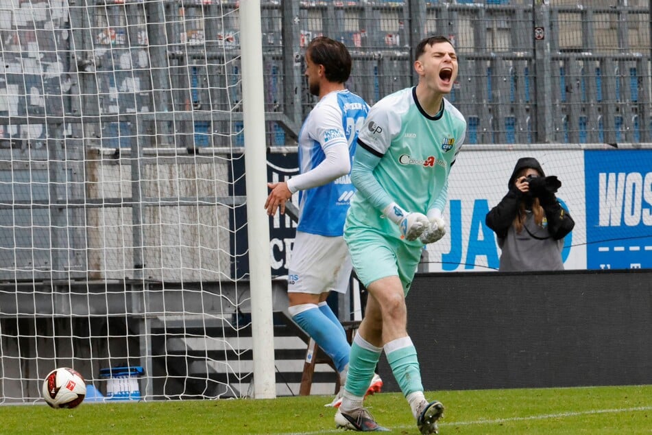 Großer Frust bei CFC-Keeper David Richter (27) nach der Heimniederlage gegen Magdeburg II.