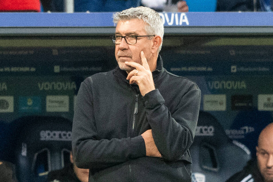 Union-Coach Urs Fischer (56) kritisierte Schiedsrichter Deniz Aytekin nach der 1:2-Niederlage in Bochum für eine nicht gegebene Rote Karte.