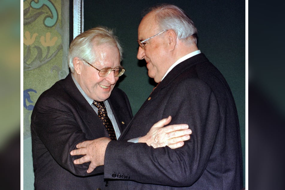 Vogels (links) politische Karriere begann in den 1960er Jahren und war eng mit dem Namen Helmut Kohl (rechts, †87) verbunden. (Archivbild)