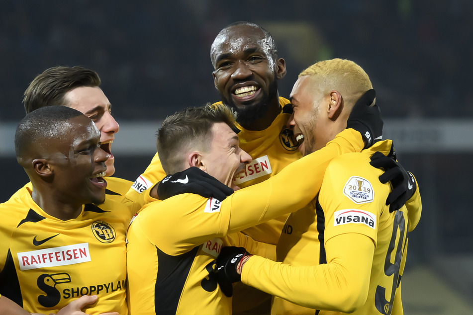 Die Spieler der Young Boys Bern können ab dem 20. Juni die Saison mit Geisterspielen fortsetzen.