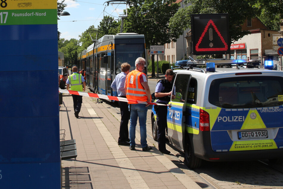 Von Straßenbahn erfasst: Fußgängerin in Leipzig schwer verletzt