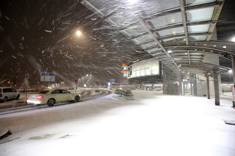 Im Norden Deutschlands kann es zu Schneestürmen und Dauerfrost kommen. (Archivbild)