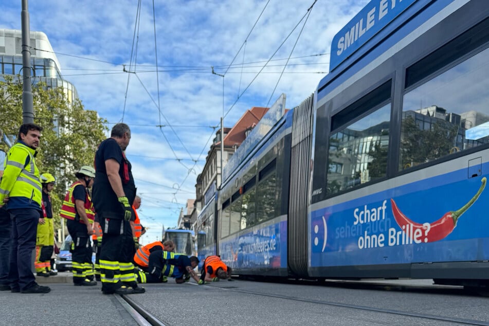 Unfall in München: Entgleiste Tram am Bahnhofplatz sorgt für Verkehrschaos