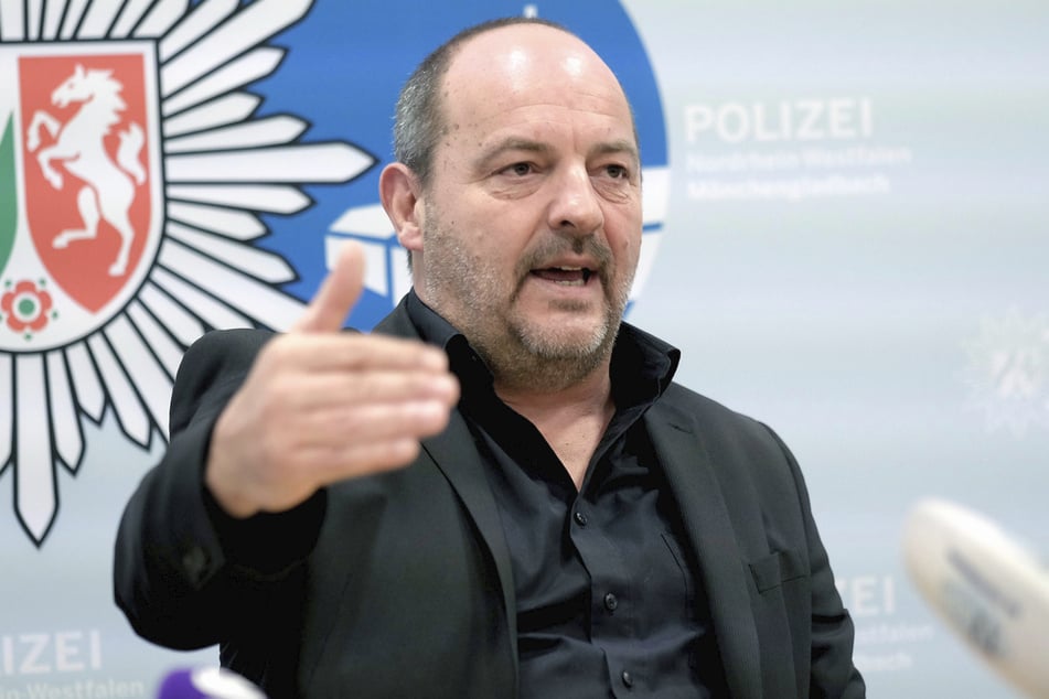 Le commissaire de police Ingo Thiel (†61 ans) est devenu célèbre dans tout l'Allemagne grâce à l'affaire de meurtre de Mirco (†10 ans).