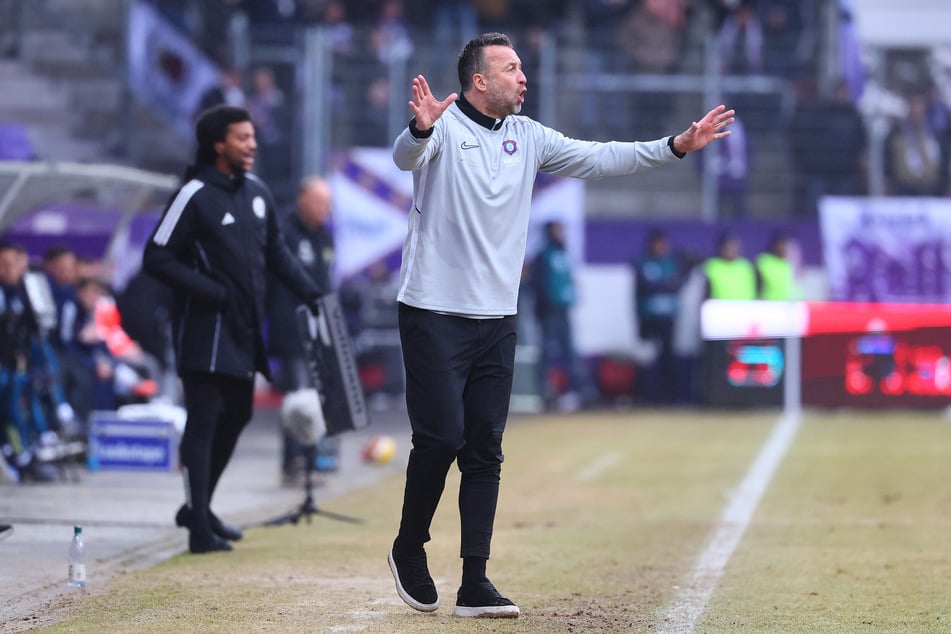 Das erste Spiel des neuen Aue-Trainers Christoph Dabrowski lieferte noch keine drei Punkte, aber wichtige Erkentnisse.