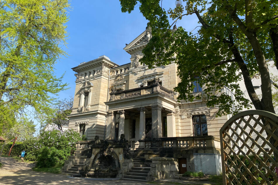 Das Budde-Haus veranstaltet in seinem Kunstgarten ab 22 Uhr einen Kurzfilm-Abend.