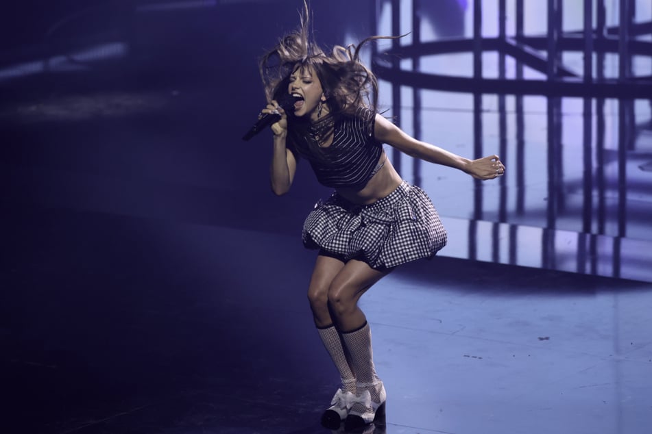 Nina Chuba (27) blieb vor der Show nicht genug Zeit für einen Toilettengang.