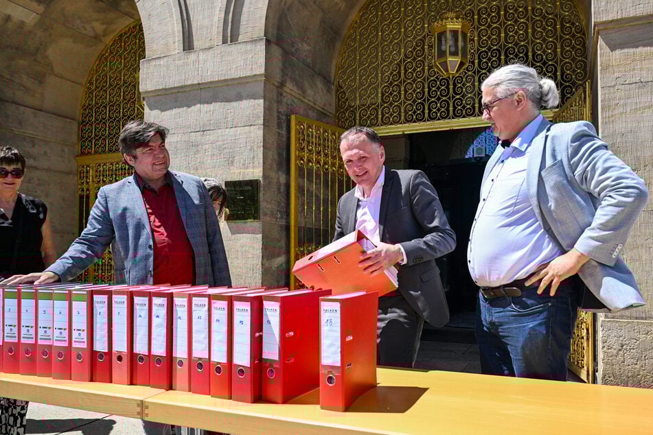 Die Initiatoren um Linken-Fraktionschef André Schollbach (46, Mitte) kritisieren die empfohlene Ablehnung.