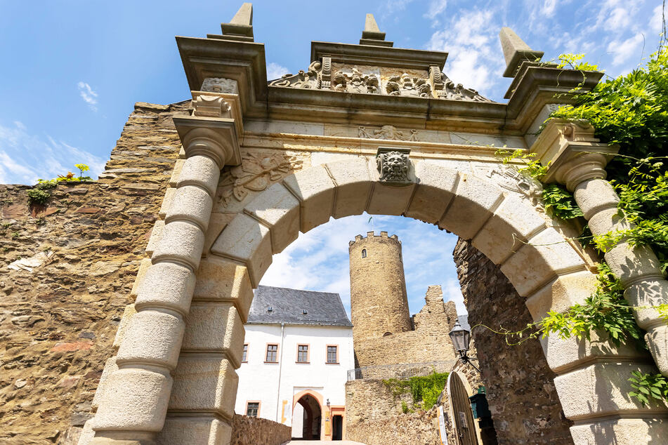 Auf der Burg Scharfenstein öffnet das "Lebendige Mittelalter-Dorf".