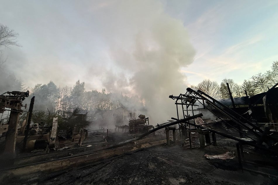 Die Feuerwehren konnten den Brand löschen.