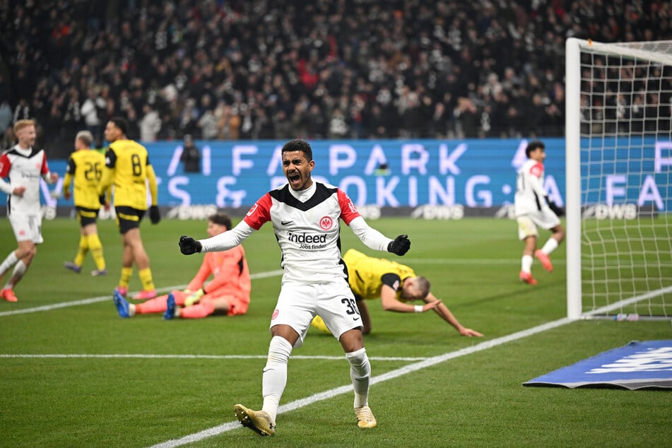 Lässt seiner Freude freien Lauf: Frankfurt-Akteur Ansgar Knauff (23).